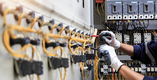 Professional Electrician technician working in Republic, WA